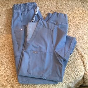 Figs Heathered Indigo scrub set. Size small Top, size x-small bottoms